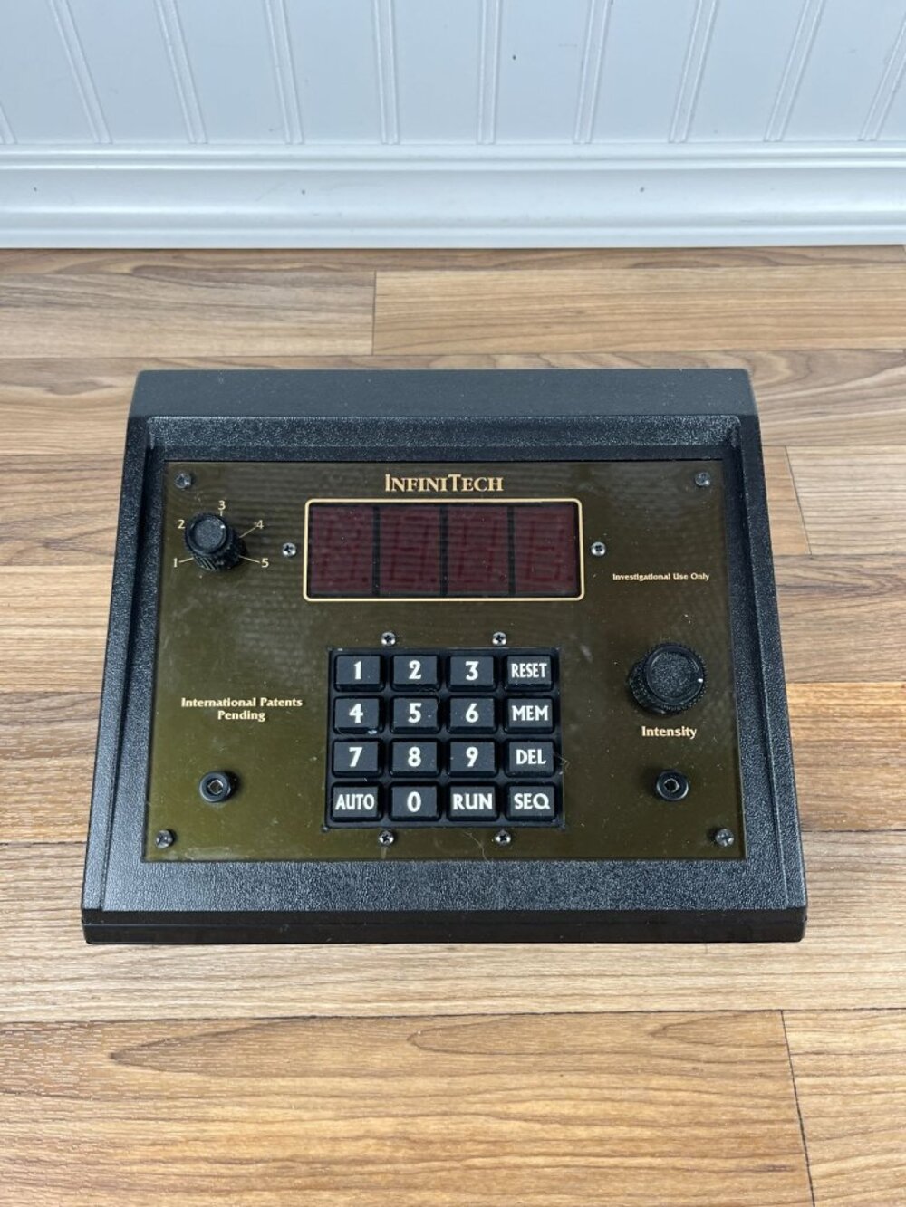Infini tech Frequency Instrument Machine RARE Vintage ONLY READ